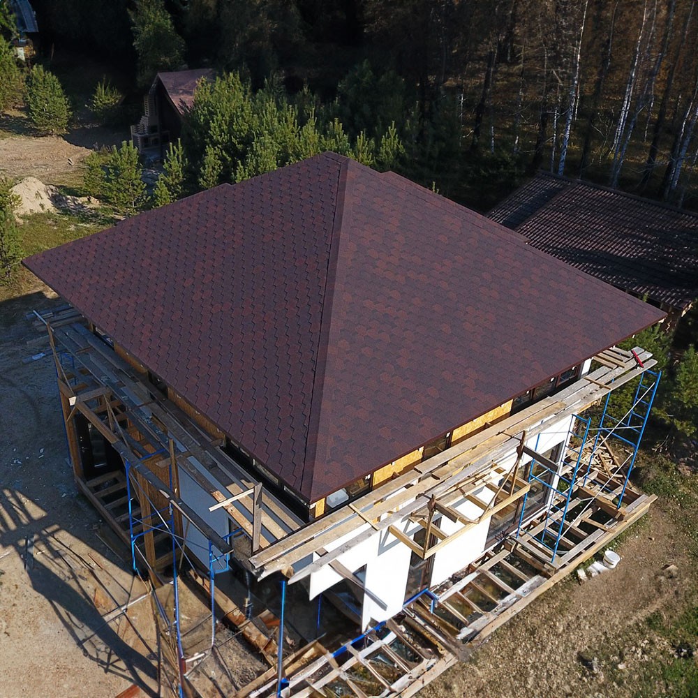 Шатровая крыша в Спас-Деменске и Калужской области